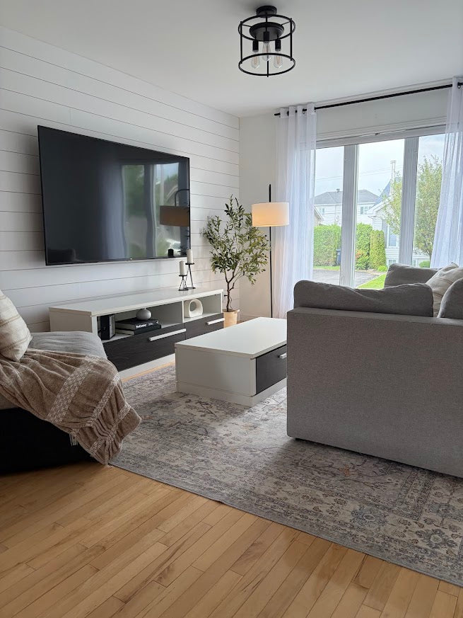 Pièce mise en valeur par Au bercail Home Staging